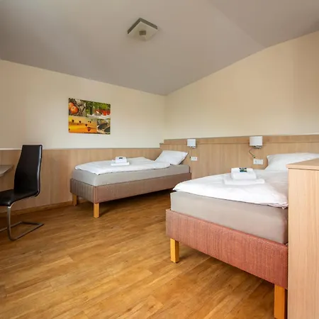 Gaestehaus Deula Отель типа 