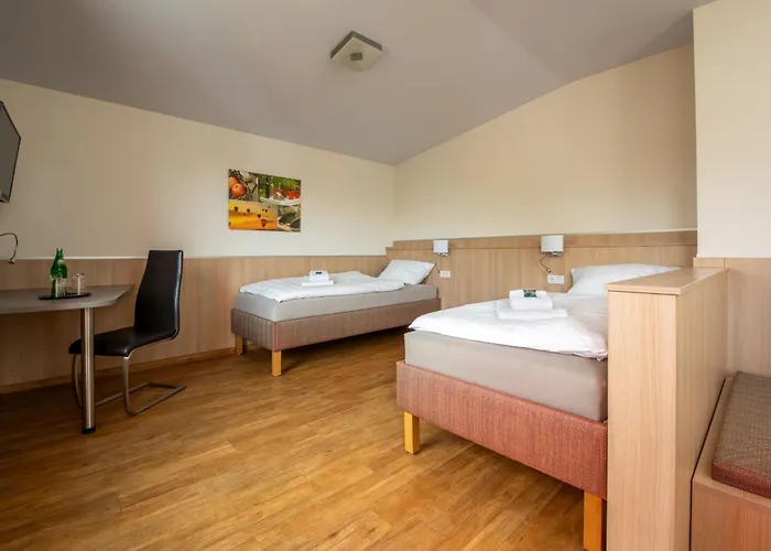 Gaestehaus Deula Oda ve Kahvaltı Warendorf